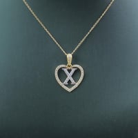 تعليقة ذهب عيار 18 قلب الألماس الناعم وزن 1.87 جرا...