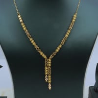 طقم ذهب فخم عيار 21 بتصميم فريد وزن 10.2 جرام