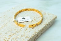 اسوارة ذهب عيار 21 بتصميم الماسي بوزن 13.1 جرام