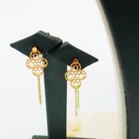 طقم ذهب عيار 21 وزن8.37 جرام