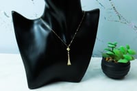 سلسال مارلي لون أزرق مميز ذهب عيار 18 وزن 2.2 جرام