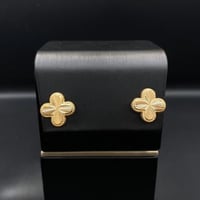 حلق ذهب فلاور متدلي عيار 21 وزن 1.2 جرام