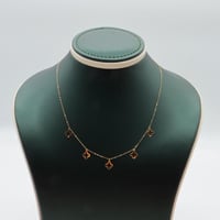 تشوكر ذهب عيار 18 نقوش هندسية وزن 0.48 جرام بتصميم...