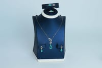 طقم ذهب تصميم الماس عيار 18 وزن 3.6 جرام