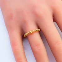 خاتم ذهب عيار 21 تصميم دوريكا ناعم وزن 1.28 جرام –...