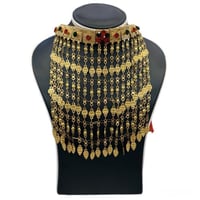 مرتعشة ذهب عيار 18 وزن 22.4 جرام