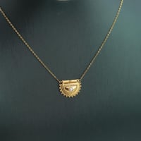 عقود ذهب الرمش بثلاثة الوان مختلفة عيار 21