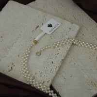 عقد مميز لؤلؤ زراعي طبيعي بتصميم الكرات الذهبية ذه...