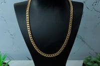 سلسال جنزير ذهب عيار 18 بتصميم كلاسيكي وزن 7.5 جرا...