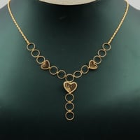 طقم ذهب ناعم عيار 18 وزن 6.2 جرام – تصميم راقي للم...