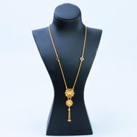 اجمل سبحه طويله ذهب دورين عيار 21 بتصميم الورد الا...