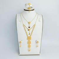 طقم ذهب بمخنقين عيار 21 وزن 19.9 جرام