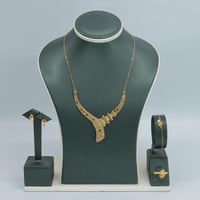 طقم ذهب فخم عيار 21 بتصميم جذاب وزن 9.25 جرام
