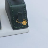 طقم ذهب الوردة عيار 21 وزن 4.26 جرام