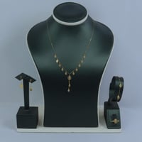 طقم ذهب ناعم عيار 18 وزن 2.54 جرام