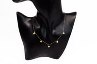 تشوكر ذهب روبيرتو كوين بتصميم اللون الزيتي عيار 18...