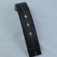 اسوارة فان كليف ذهب عيار 18 ثلاث وردات وزن 1.5 جرا...