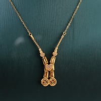 طقم ذهب تصميم فاخر عيار 21 وزن 8.17 جرام بتصميم نا...