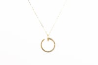 قلادة كارتير ذهب بافخم تصميم جذاب عيار 18 وزن 0.9...