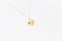 سلسال ذهب الفان كليف نواعم بلمسه الماسية عيار 18 و...