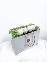 تغليف الاهداء (White Roses)