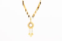 سبحة ذهب بحريني عيار 21 بتصميم الرمش وزن 12.3 جرام