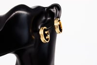 حلق ذهب تصميم فرزاتشي ذهب صافي عيار 18 وزن 3.5 جرا...