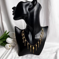 مخنق ذهب عيار 21 تصميم كرات الدوريكاء وزن 14.4 جرا...