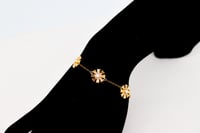 اسوارة ذهب الرمش باللون الابيض عيار 21