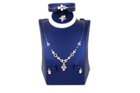 طقم بلغاري تصميم الماسي عيار 18