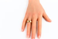 افخم دبلة ذهب روبيرتو كوين تصميم الماسي عيار 18