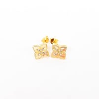 حلق ذهب عيار 21 موديل روبيرتو كوين بوزن 3.3 جرام