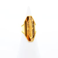 خاتم ذهب تصميم سداسي عيار 21