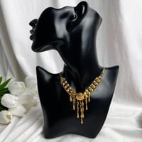 مخنق ذهب تصميم " كرسي جابر" عيار 21 وزن 9.8 جرام