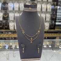 طقم ذهب عيار 21 وزن 4.6 جرام