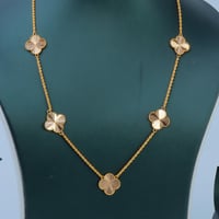 طقم ذهب الفان كليف خمس وردات الحجم الكبير عيار 21...