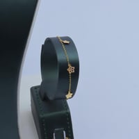 طقم ذهب عيار 21 وزن 4.3 جرام