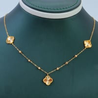 سلسال ذهب الفان كليف ثلاث وردات عيار 21 وزن 2.87 ج...