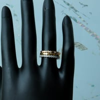 دبل تصميم الماسي ثلاثي ملون ذهب عيار 18