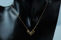 سلسال ذهب عشق بالخط العربي تصميم الماسي عيار 18 وز...