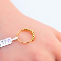 خاتم ذهب عيار 21 تصميم دوريكا ناعم وزن 1.28 جرام –...