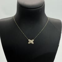 عقد ذهب تصميم الماسي عيار 18 وزن 0.9 جرام