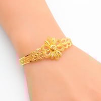 سوارة ذهب مع الخاتم عيار 21 وزن 8.98 جرام