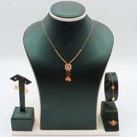 طقم ذهب ناعم عيار 21 وزن 3.71 جرام بتصميم أنثوي