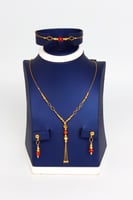 طقم ذهب بازلت عيار 21 صافي مطعم بالميناء بوزن 10.1...