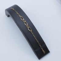 اسوارة ذهب جنزير بتصميم أنيق عيار 18 وزن 2.95 جرام