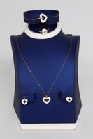 طقم ذهب ال Love بناتي مطعم بالميناء الابيض عيار 18...