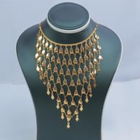 خناق ذهب الرمش الترند عيار 21 وزن 19.51 جرام