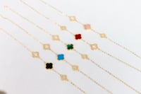 اساور فان كليف ذهب ملونه تصميم الماسي عيار 18 وزن...