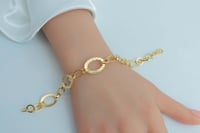 سوارة ذهب الحلقات تصميم 3D عيار 18 وزن 4.4 جرام